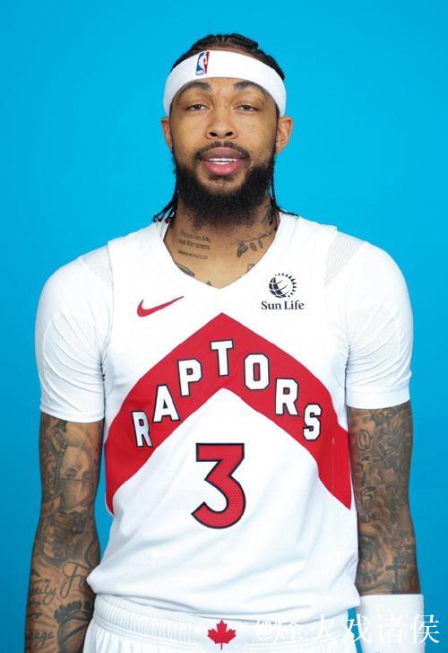 英格拉姆过去3战场均29.7分5板4.7助,三分命中率63% 英格拉姆过去3战场均29.7分5板4.7助,三分命中率63%